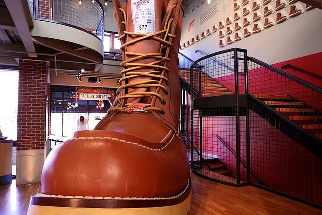 800px-Red_Wing_Shoe_Boot_Factory_32.jpg